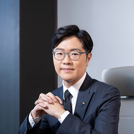 Yoo, Gyeongsang Head, Digital Investment Center